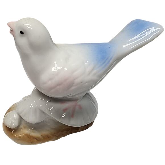 Set of 4 Vintage Hand Painted Porcelain Bird Figurines Japan Blue Jay - Picture 12 of 16